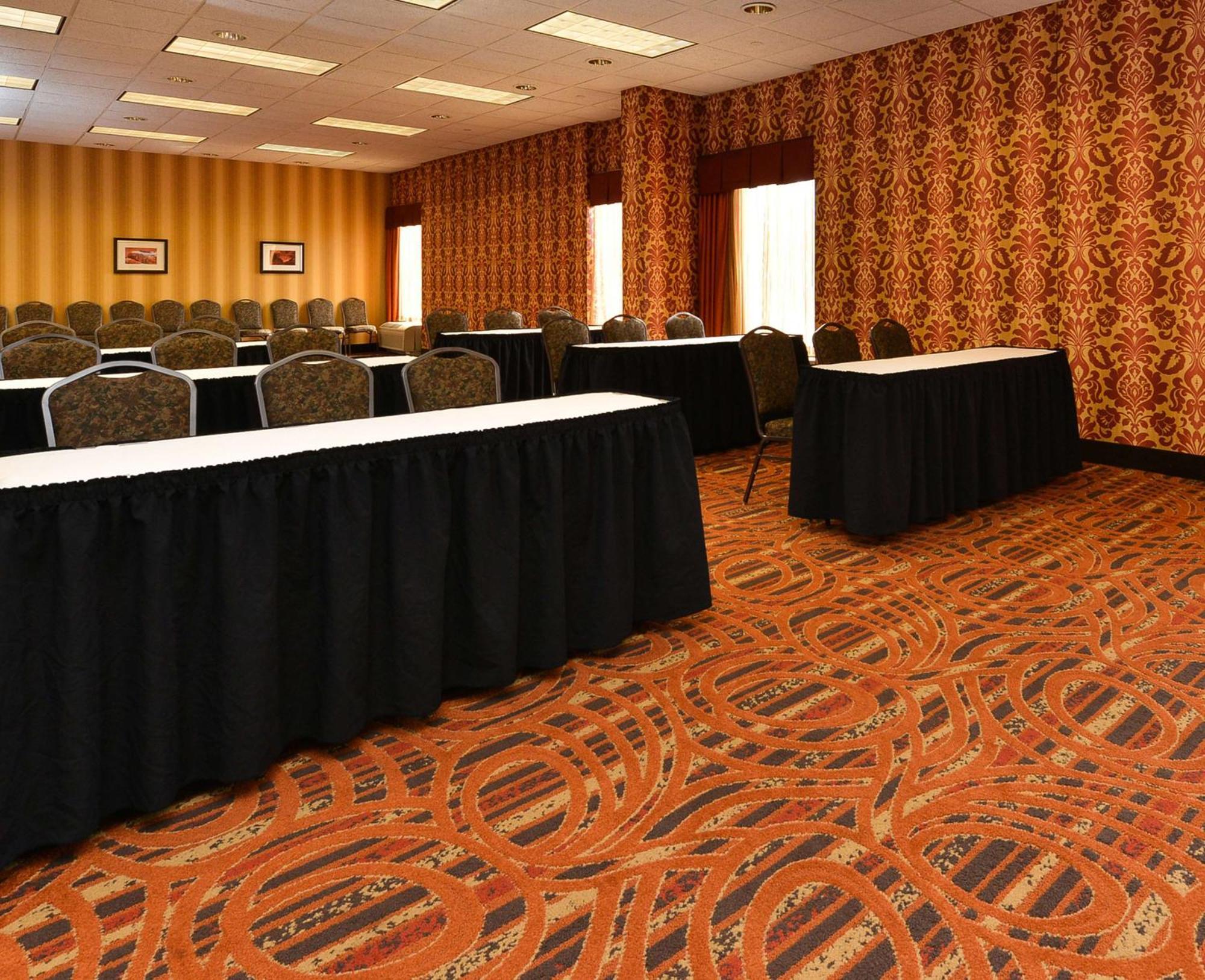 Hampton Inn Chicago-Carol Stream Exterior photo