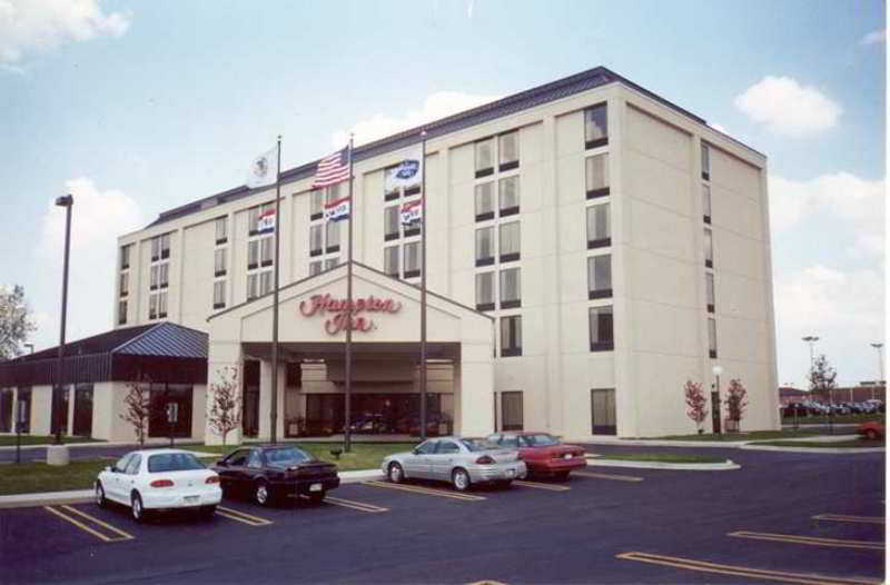 Hampton Inn Chicago-Carol Stream Exterior photo